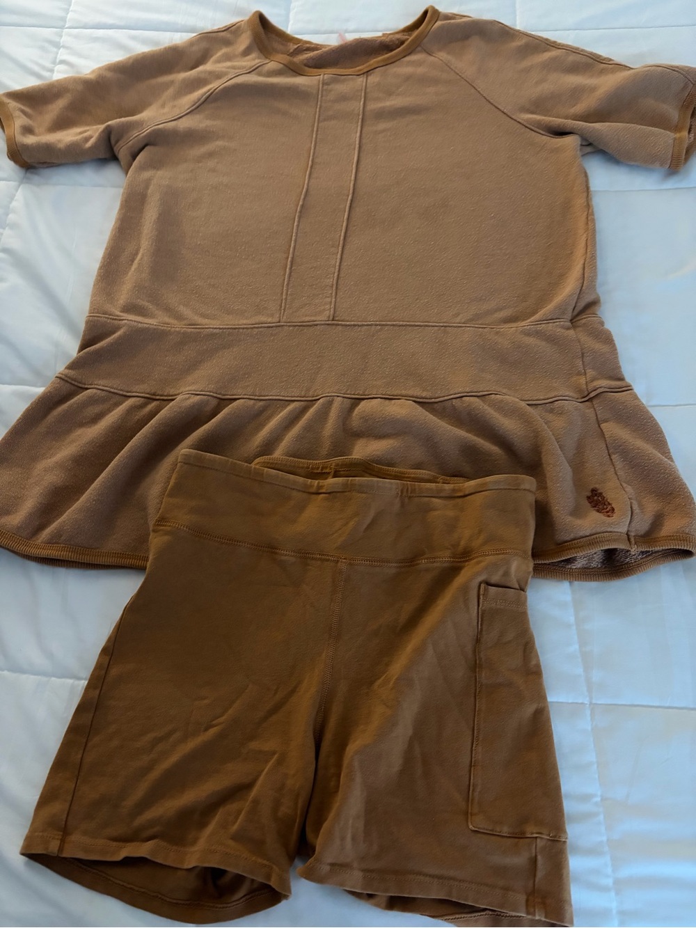 Free People Element Set.